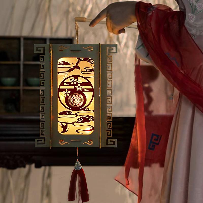 自己做的DIY激光雕刻新年灯笼更显心意